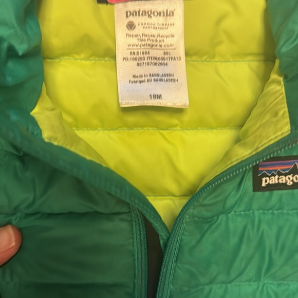 Kids Patagonia jackets - 2 blue and 2 green various sizes for toddlers - Picture 3 of 5